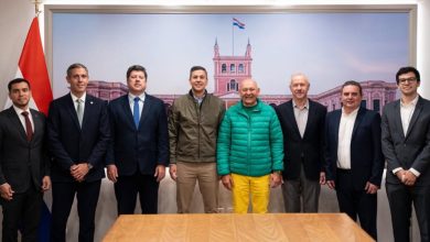 Luciano Hang se reúne com presidente do Paraguai e avalia expansão da Havan