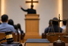 Pastor e igreja são condenados após expor passado criminal de fiel durante culto em SC