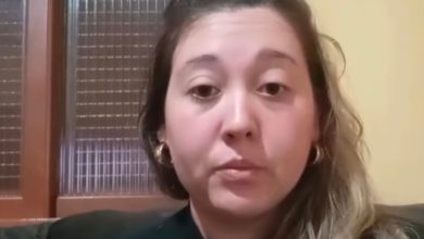 Criança de 2 anos é deixada sozinha dentro de van escolar por mais de uma hora em SC