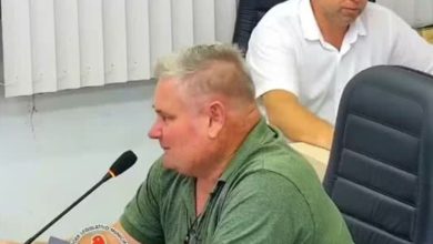 Após defender morte de cães de rua, vereador tem processo arquivado em SC