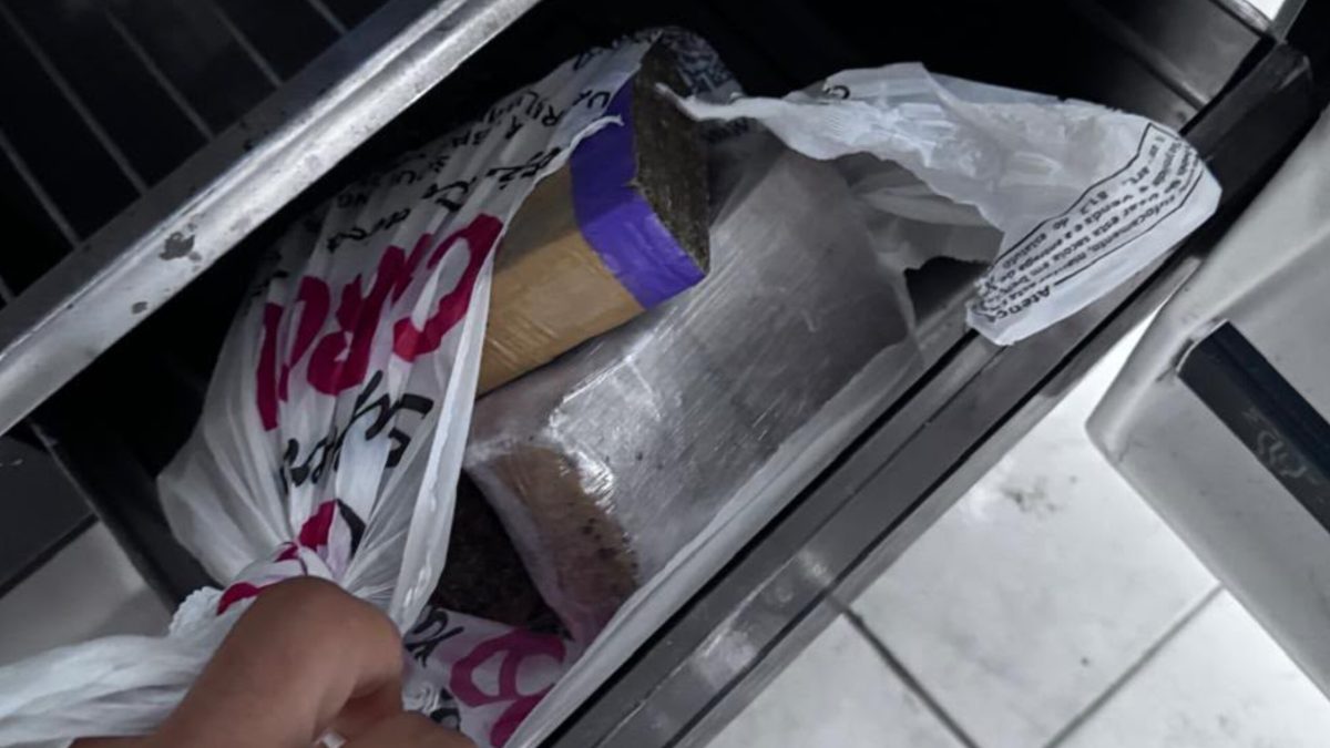 Dupla suspeita de usar carro de aplicativo para vender drogas é presa em Blumenau
