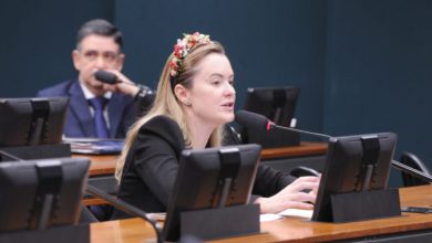 CCJ aprova PEC que acaba com o prazo para punir crimes sexuais contra crianças menores de 12 anos