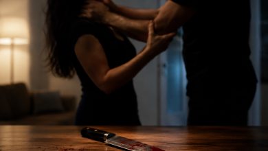 Mulher é presa após matar o companheiro e alega ter reagido a um suposto enforcamento durante discussão por ciúmes em SC