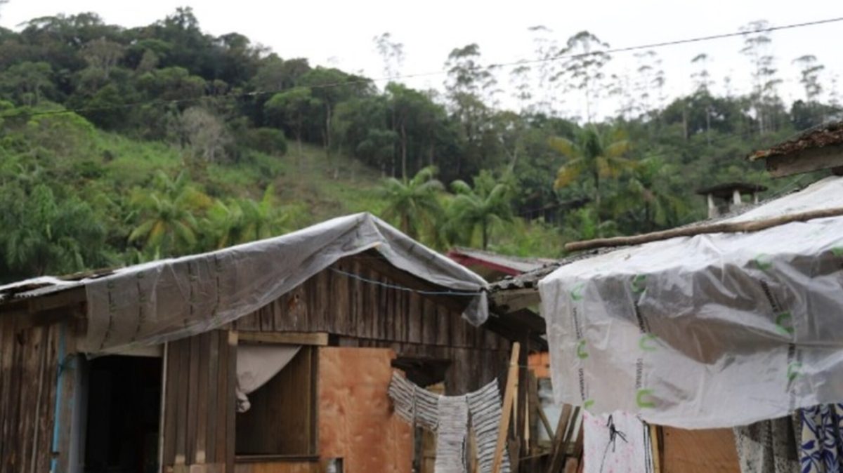 Quatro cidades de Santa Catarina decretam situação de emergência após temporais