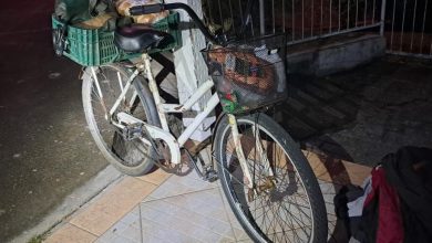 Picanha encontrada em bicicleta revela furto em supermercado e caso termina com homem preso em Timbó