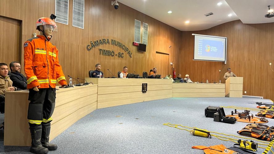 De olho no El Niño: audiência pública reúne moradores, lideranças e autoridades em Timbó