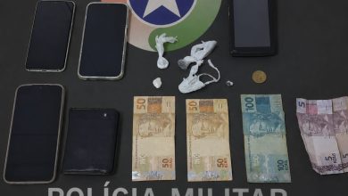 Suspeito tenta esconder cocaína ao ver viatura, mas acaba preso em Timbó