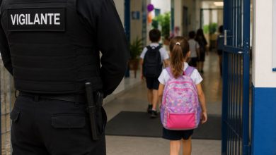 Novo modelo de segurança nas escolas de Blumenau ganha reforço com vigilantes, Guarda Armada e Muralha Digital