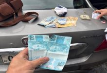 Suspeito de repassar notas falsas é localizado pela PM e levado à Polícia Federal após abordagem em Indaial