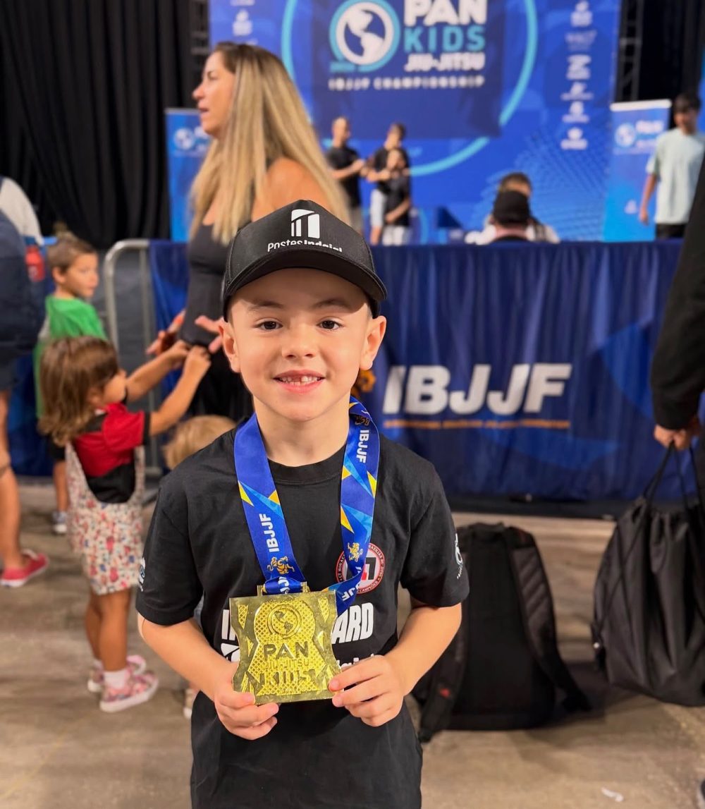 Jovem de Indaial conquista título Pan-Americano Kids de Jiu-Jítsu nos Estados Unidos