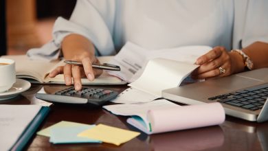 Começou em um emprego CLT? Organize suas finanças