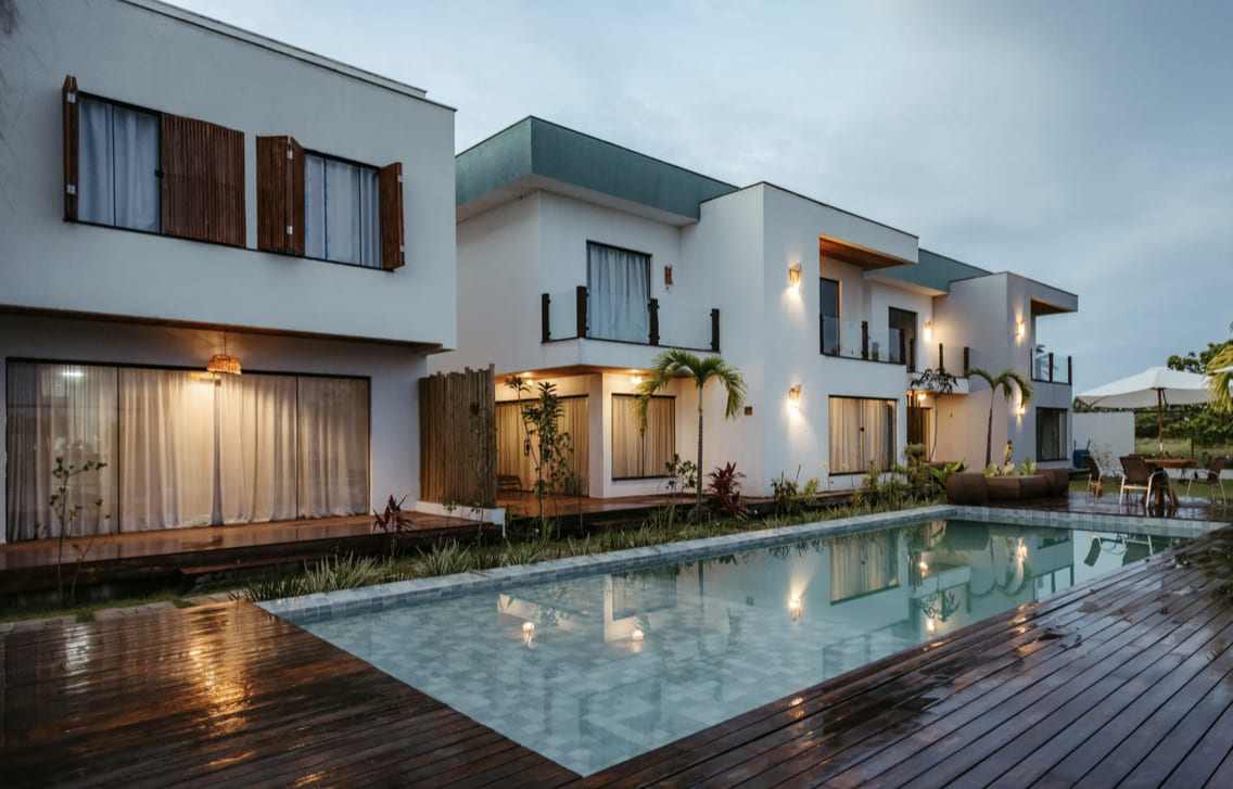 Decoração para área externa: como escolher a iluminação ideal para transformar o ambiente