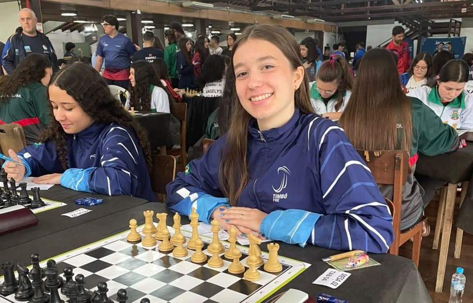 Timbó conquista vice-campeonato geral no xadrez dos Joguinhos Abertos de SC