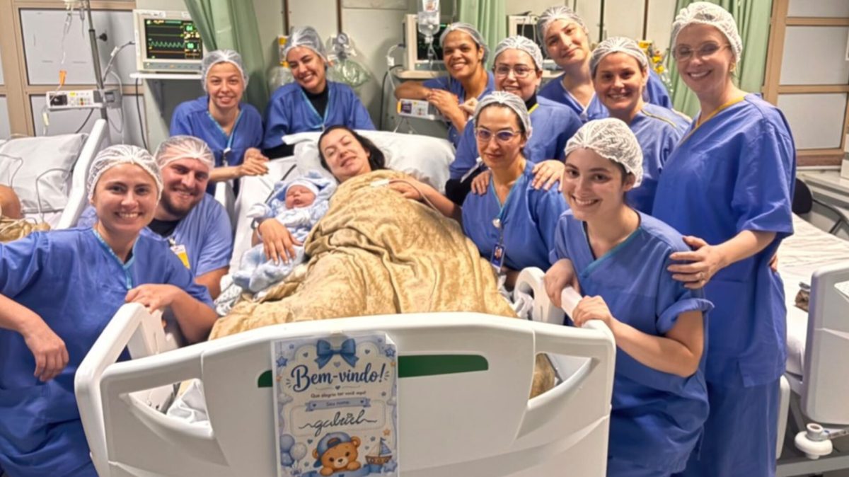 Bebê de quase 5 kg surpreende e bate recorde em hospital de SC
