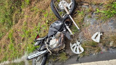 Colisão entre quatro veículos deixa motociclista morto em rodovia de SC