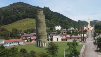 Réplica da Torre de Pisa de R$ 4 milhões será inaugurada no Sul de SC