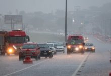Santa Catarina fica em alerta para temporais com ventos de até 100 km/h após estragos
