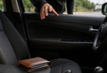 Carteira é furtada de carro em Indaial e suspeito gasta mais de R$ 700 em compras