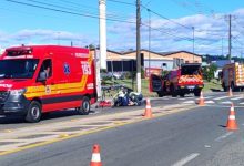 Ciclista idosa é arremessada a 3 metros após ser atingida por carro em Gaspar
