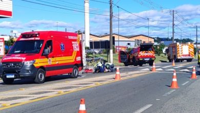 Ciclista idosa é arremessada a 3 metros após ser atingida por carro em Gaspar