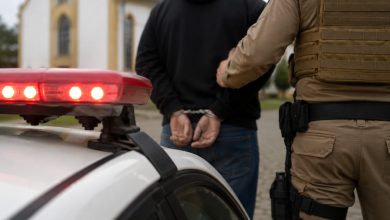 Homem é preso durante festa em igreja de Apiúna por dívida de pensão alimentícia