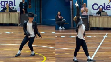 Garoto de 9 anos dá show imitando Michael Jackson em SC e vídeo explode nas redes