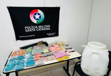 Homem com mandado por homicídio é preso com mais de 24 mil comprimidos de ecstasy em Blumenau