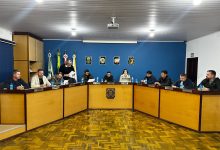 Câmara de Apiúna discute iluminação, atendimento a idosos e programa para talentos do município