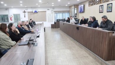 Saúde de Blumenau registra 1,4 milhão de atendimentos e enfrenta filas de até 17 mil pedidos