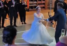Casal de Timbó surpreende convidados com entrada ao som de músicas tradicionais do Sul