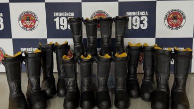 Timbó reforça proteção dos Bombeiros Comunitários com novas botas de combate a incêndio