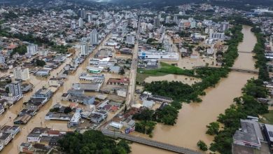 Rio Itajaí-Açu pode chegar a 9,5 metros e superar nível de emergência em Rio do Sul