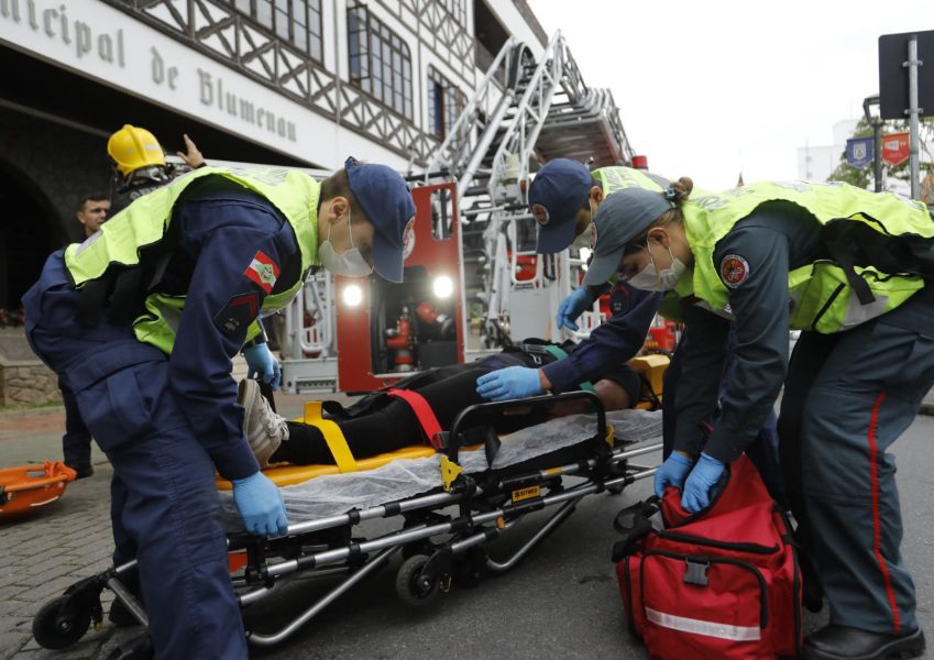 De 13 soldados às grandes operações: CBMSC completa 68 anos de atuação em Blumenau