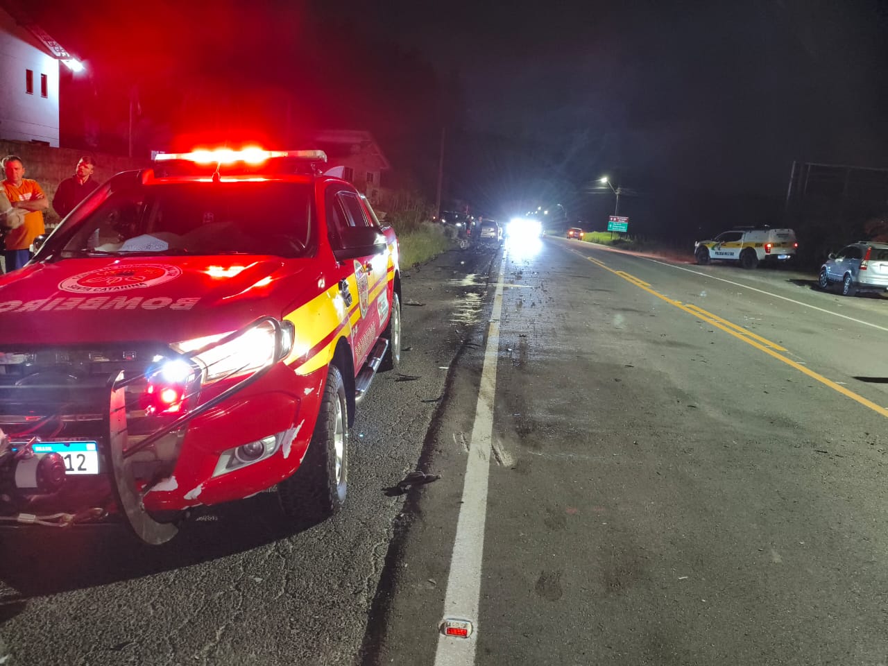 Grave colisão na SC-350 mata motociclista e deixa 3 mulheres feridas em Rio do Sul