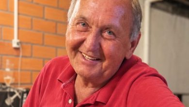 “Meu pai morreu trabalhando”: homem cai de telhado de empresa e morre em Timbó