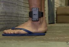 Homem com tornozeleira é preso após objetos furtados serem encontrados em casa em Rodeio