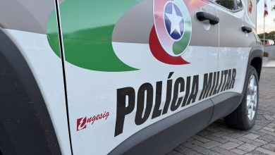 Homem é surpreendido pela PM e acaba preso durante ação em Timbó