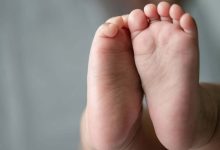 Padrasto é condenado a 53 anos após torturar menina de 1 ano até a morte em SC