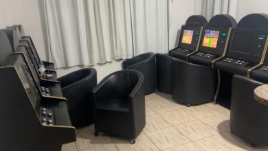 Casa usada para jogos de azar é alvo da Civil e 18 máquinas são apreendidas em Blumenau