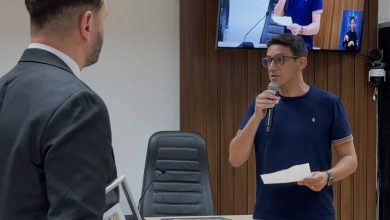 Professor de SC morre um dia após ser homenageado na Câmara de Vereadores