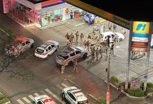 Motorista foge da PM, atinge viaturas e acaba preso em Chapecó