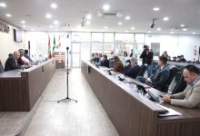 Câmara de Blumenau mantém vetos a projetos sobre descarte irregular de lixo e Código Ambiental