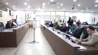 Câmara de Blumenau mantém vetos a projetos sobre descarte irregular de lixo e Código Ambiental