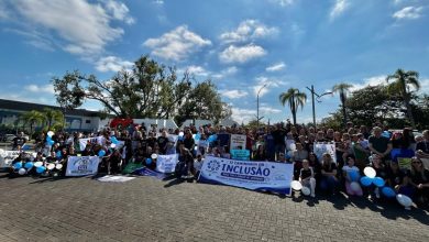 2ª Caminhada da Inclusão toma as ruas e reúne 200 pessoas em Timbó