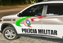 Após beber chope no rodeio, motorista ignora PM e acaba preso em Timbó