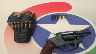 Homem é preso com revólver carregado durante fiscalização de trânsito em Ascurra