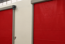Manutenção preventiva ajuda a identificar desgastes em sistemas de abertura e fechamento industrial