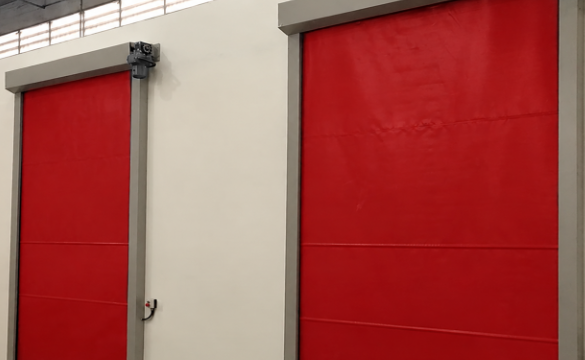 Manutenção preventiva ajuda a identificar desgastes em sistemas de abertura e fechamento industrial