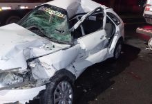 Madrugada termina em tragédia: jovem de 19 anos morre após carro bater contra veículo de carga em Blumenau