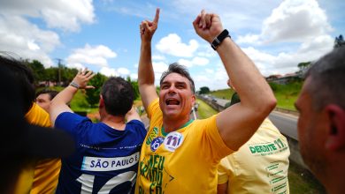 Flávio Bolsonaro atropela Lula no Japão e conquista 71,7% dos votos